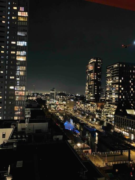 Stunning View Apt Free Parking Leilighet Rotterdam Eksteriør bilde