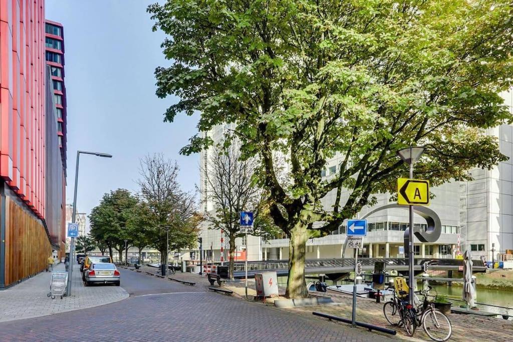 Stunning View Apt Free Parking Leilighet Rotterdam Eksteriør bilde