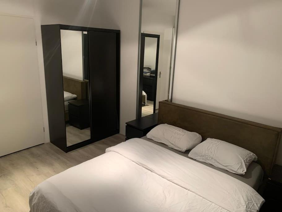 Stunning View Apt Free Parking Leilighet Rotterdam Eksteriør bilde