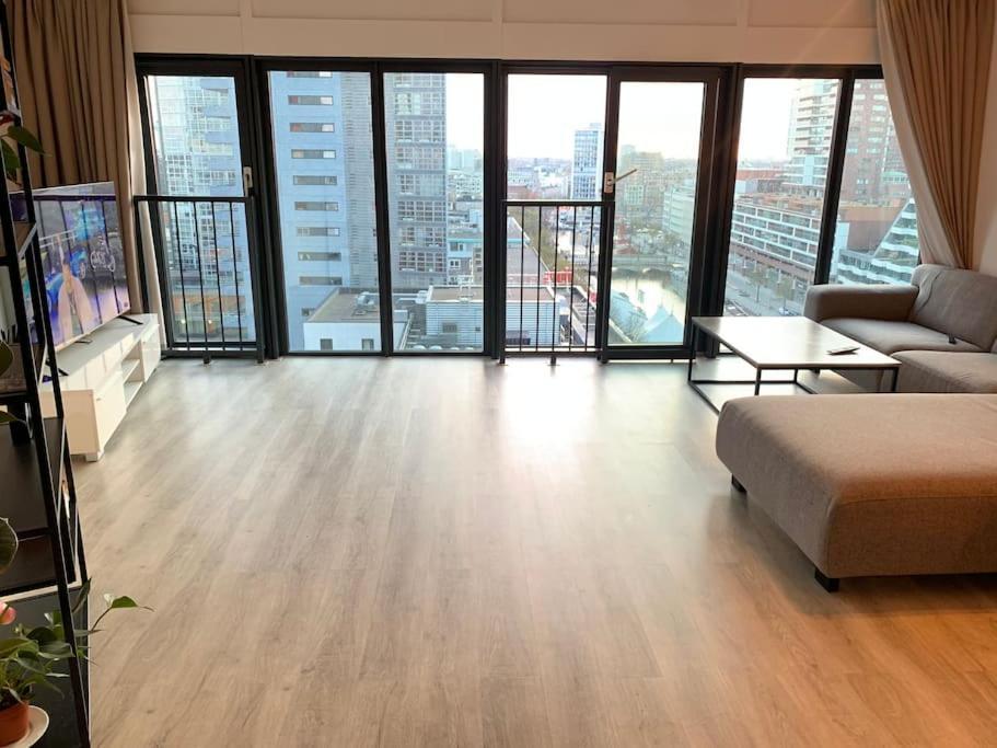 Stunning View Apt Free Parking Leilighet Rotterdam Eksteriør bilde