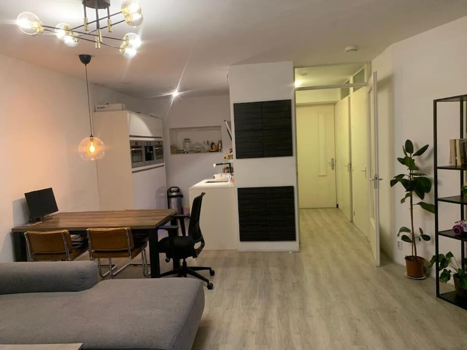 Stunning View Apt Free Parking Leilighet Rotterdam Eksteriør bilde